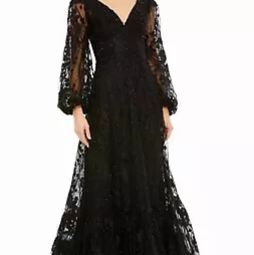 Elegant Black Lace Evening Gown